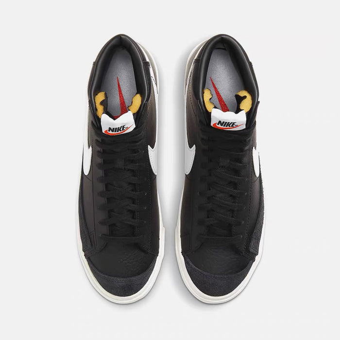 Nike Blazzer Mid 77 "Black"