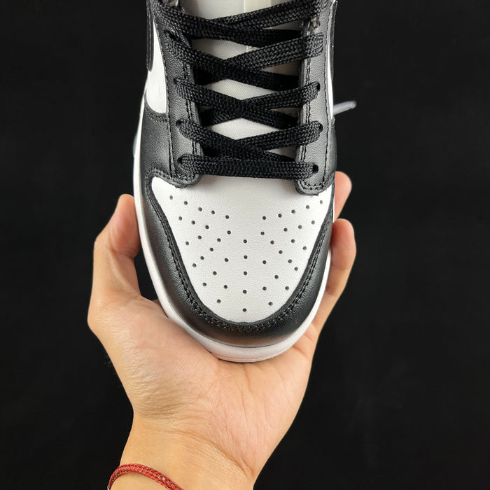 Nike Dunk Low Preta