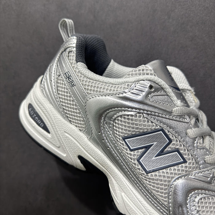 New Balance 530